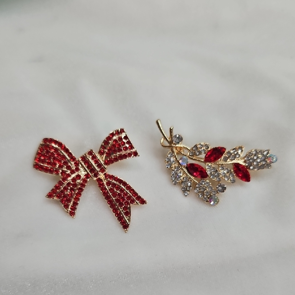 Lot of 2 Red Gold Floral and Bow Brooches Retro Style Pin Rhinestone Crystal